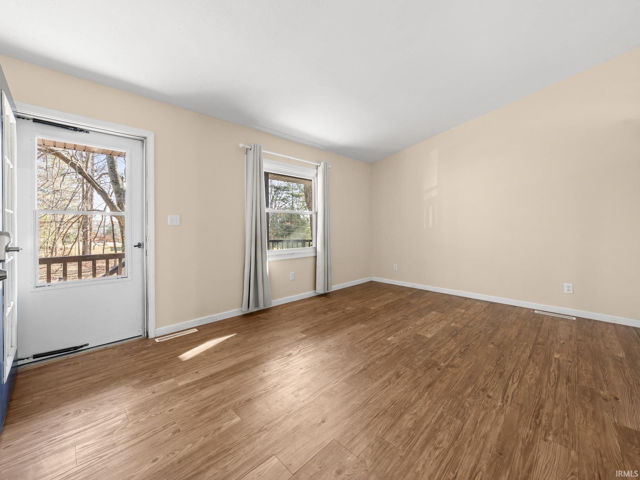 1007 North Cook Street Paoli, IN 47454 - Photo 4 of 35