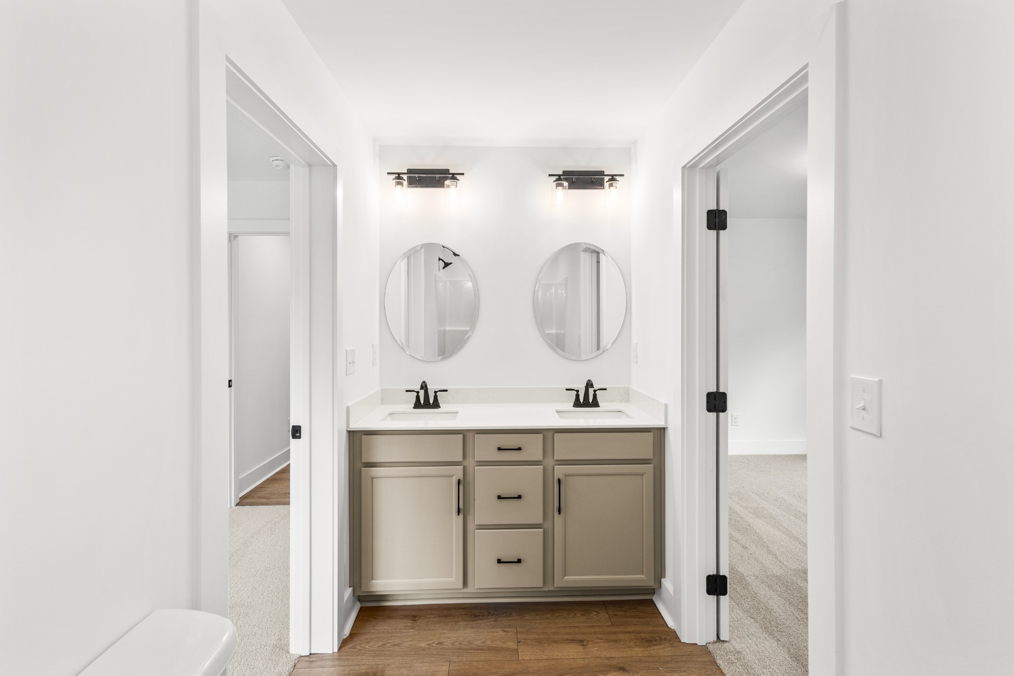 1013 Walnut Grove Road Dickson, TN 37055 - Photo 21 of 38 a view of bathroom with dual sinks