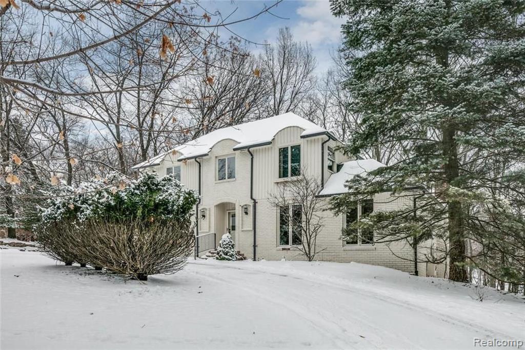 1747 Seever Circle Rochester Hills, MI 48309 - Photo 2 of 30