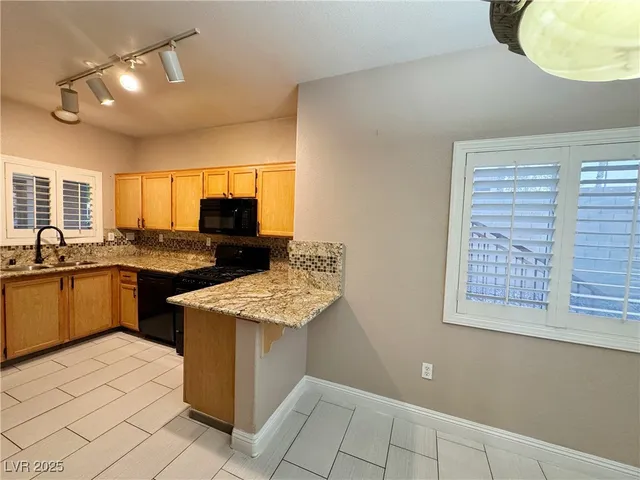 $1,550 | 1050 East Cactus Avenue, Unit 1132, Las Vegas, NV 89183