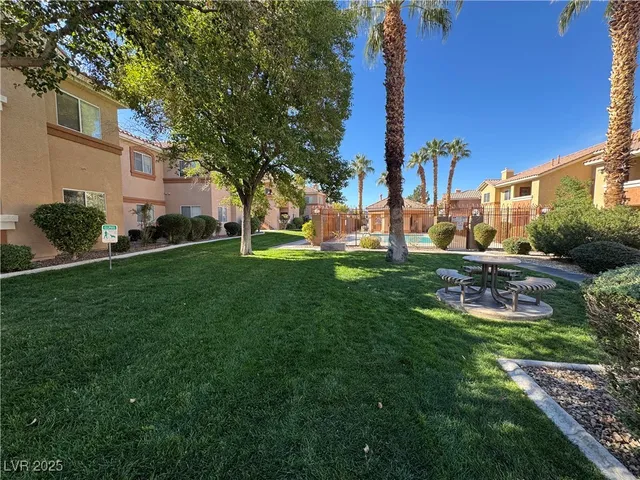 $1,550 | 1050 East Cactus Avenue, Unit 1132, Las Vegas, NV 89183