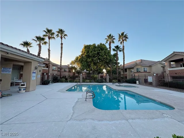 $1,550 | 1050 East Cactus Avenue, Unit 1132, Las Vegas, NV 89183
