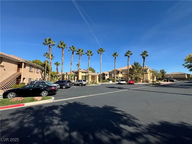 $1,550 | 1050 East Cactus Avenue, Unit 1132, Las Vegas, NV 89183