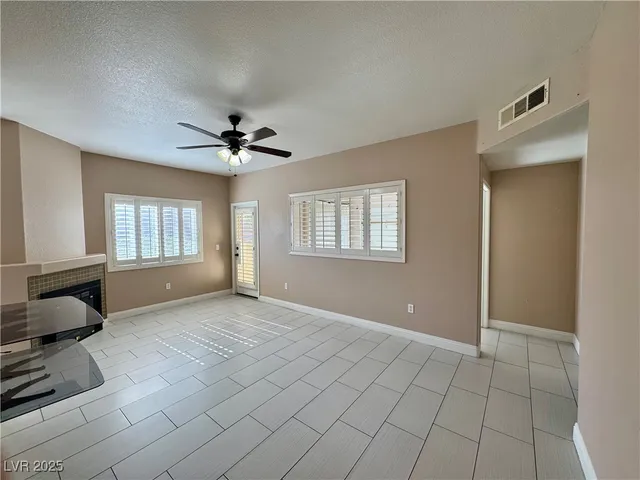 $1,550 | 1050 East Cactus Avenue, Unit 1132, Las Vegas, NV 89183
