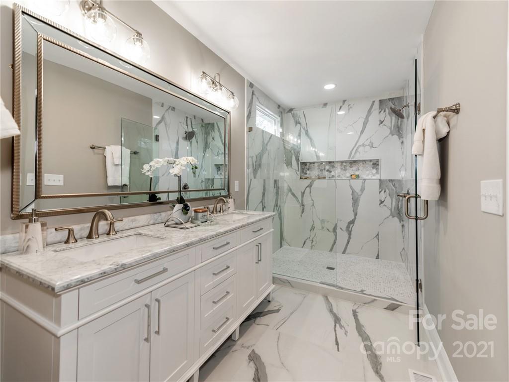 1271 Piccadilly Drive Charlotte, NC 28211 - Photo 24 of 34