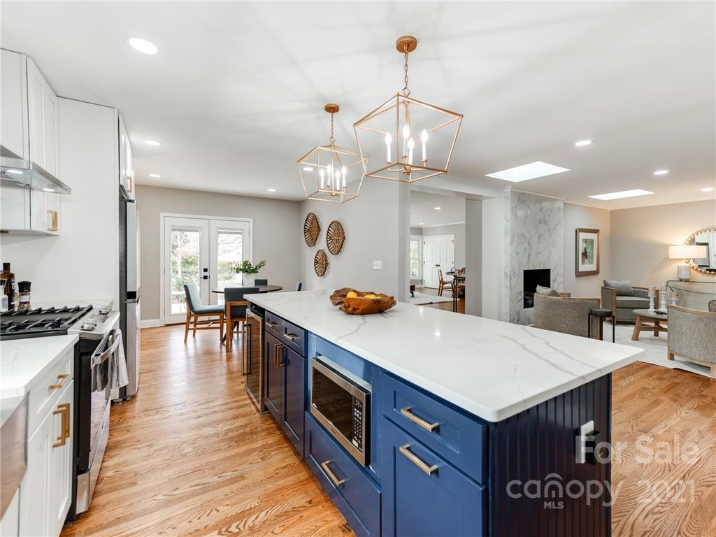 1271 Piccadilly Drive Charlotte, NC 28211 - Photo 8 of 34