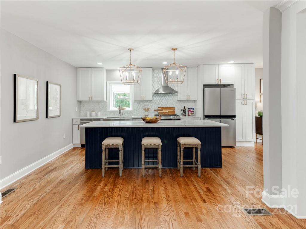 1271 Piccadilly Drive Charlotte, NC 28211 - Photo 9 of 34