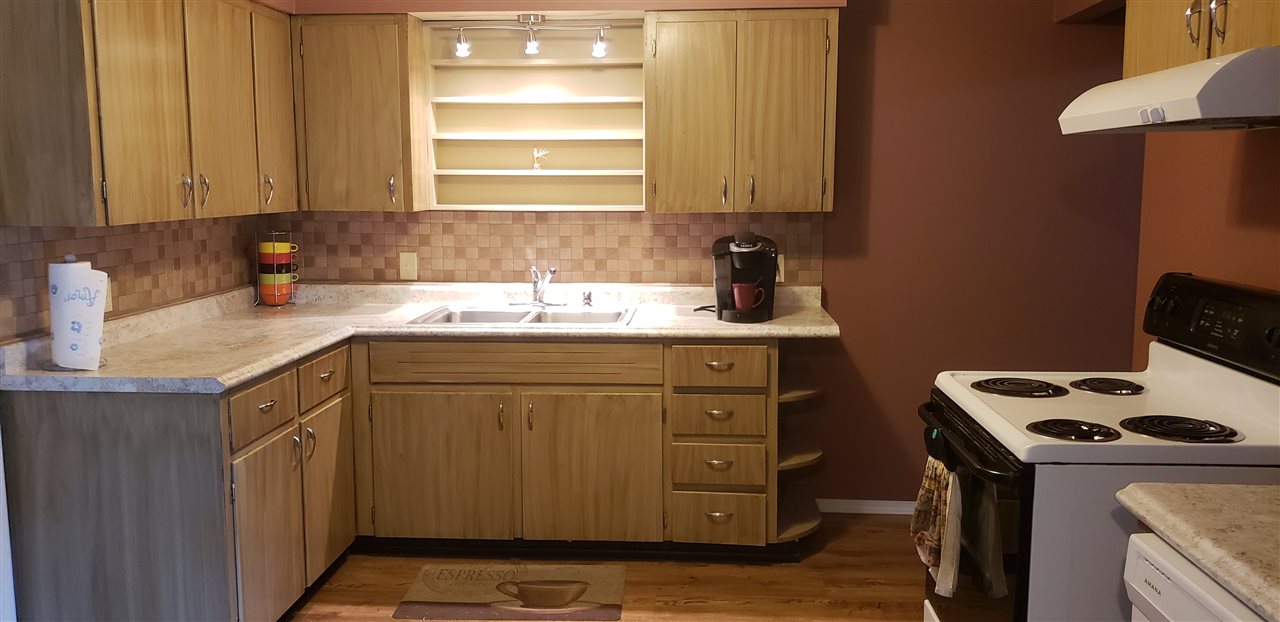 10221 West 600 North Rochester, IN 46975 - Photo 3 of 19