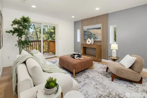 $1,350,000 | 701 10th Street, Mukilteo, WA 98275