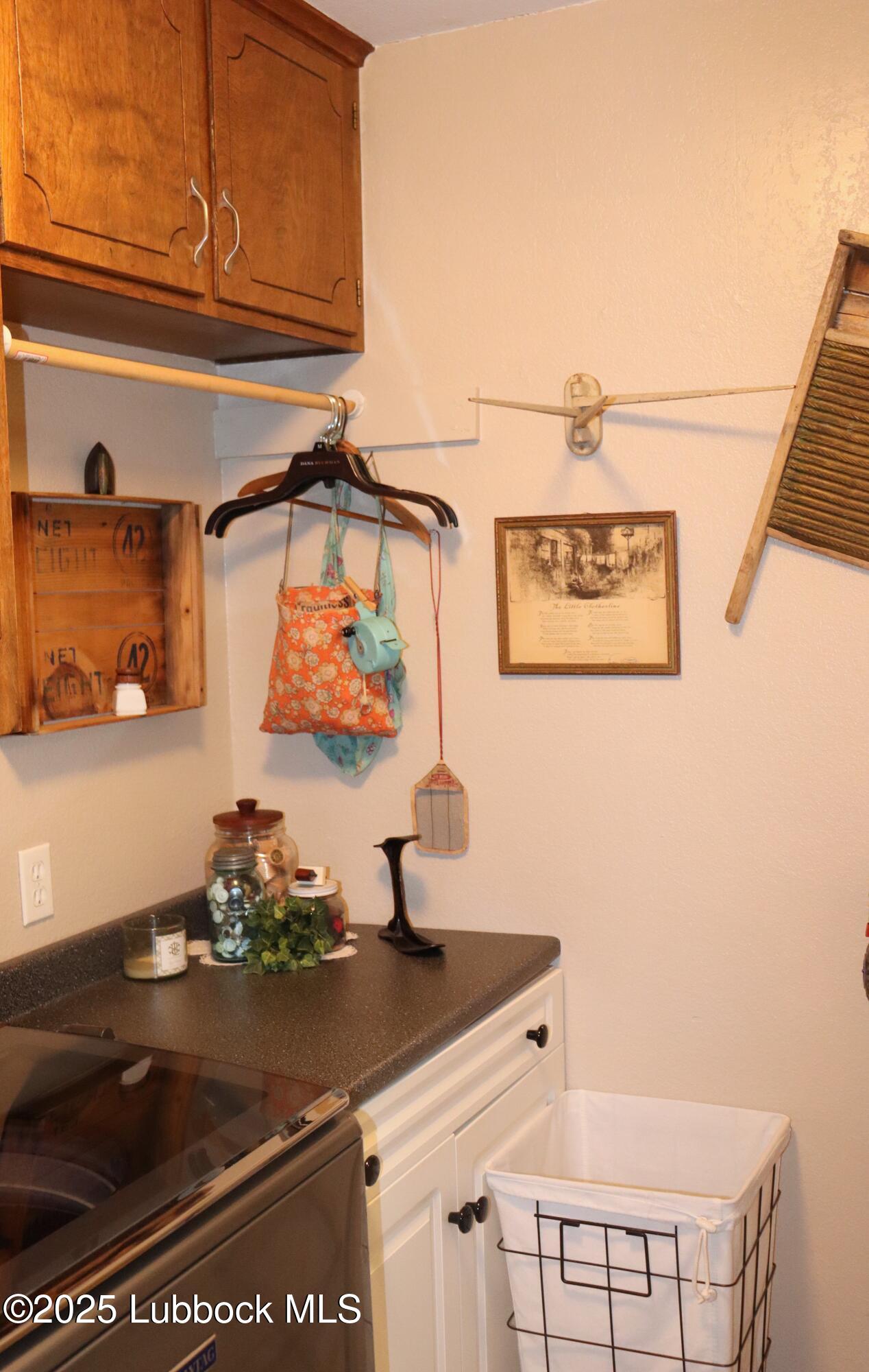 3014 Edgemere Drive, Unit 3 Plainview, TX 79072 - Photo 17 of 27 Laundry Room