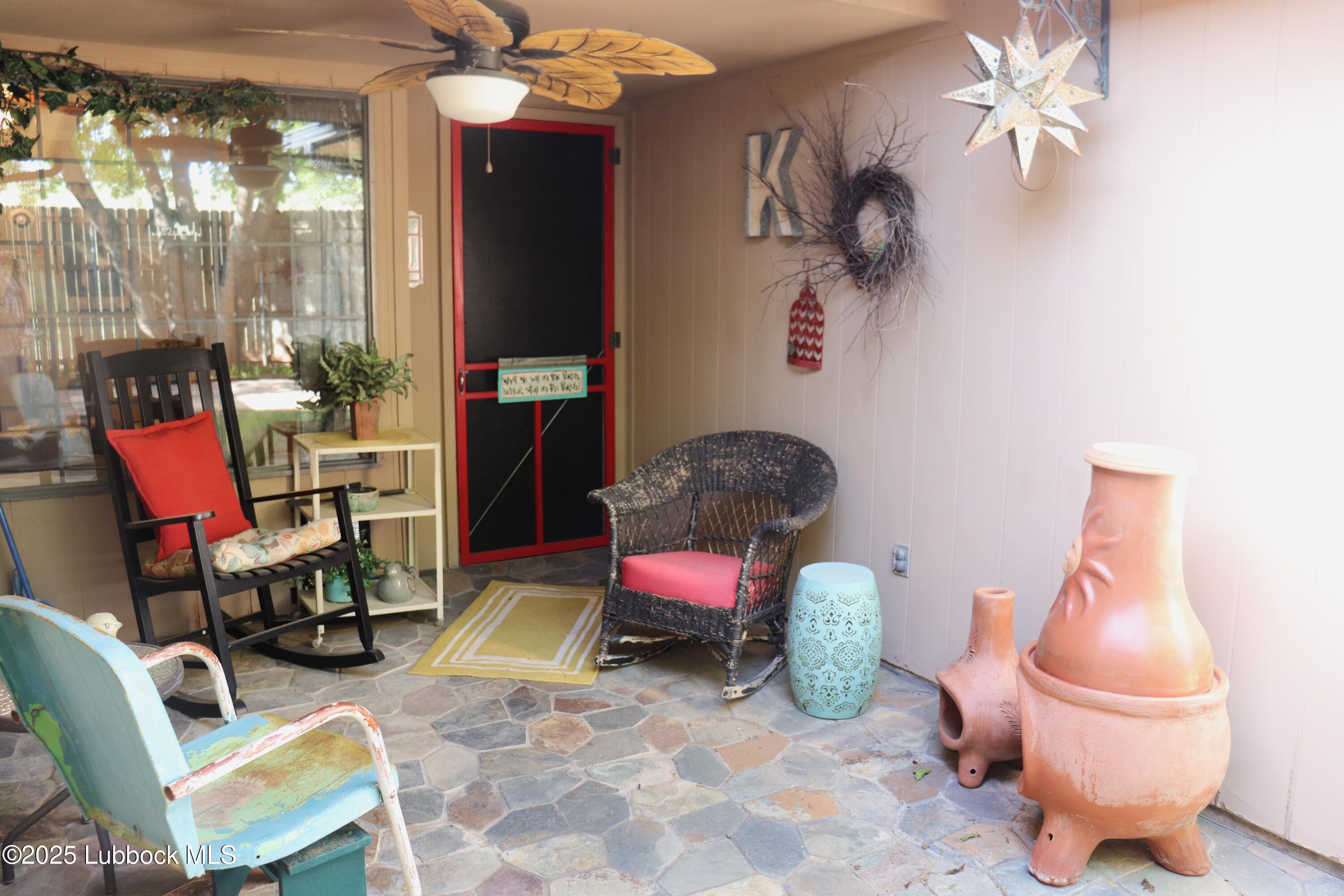 3014 Edgemere Drive, Unit 3 Plainview, TX 79072 - Photo 25 of 27 Back Porch