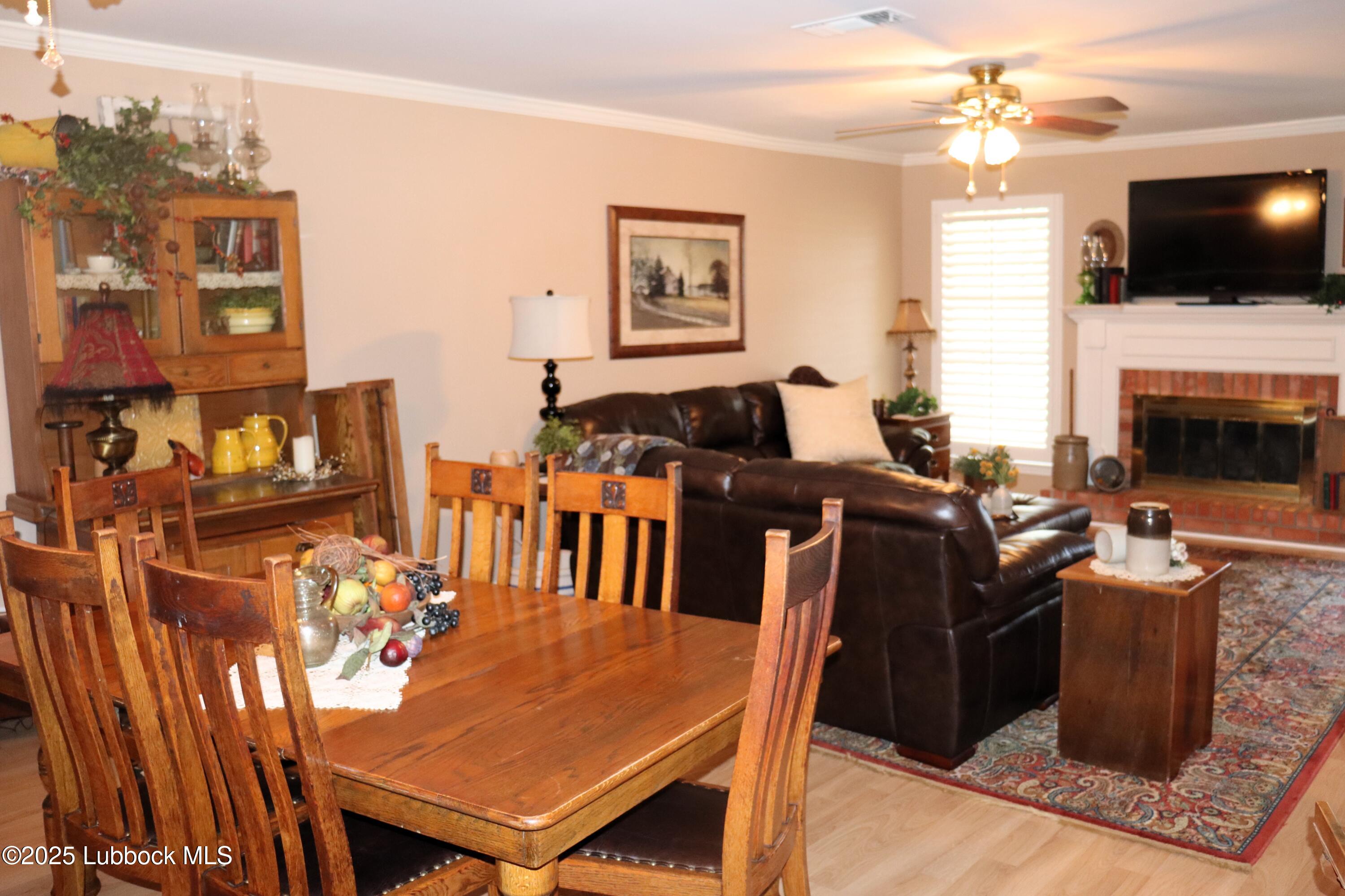 3014 Edgemere Drive, Unit 3 Plainview, TX 79072 - Photo 5 of 27 Living Dining Room2