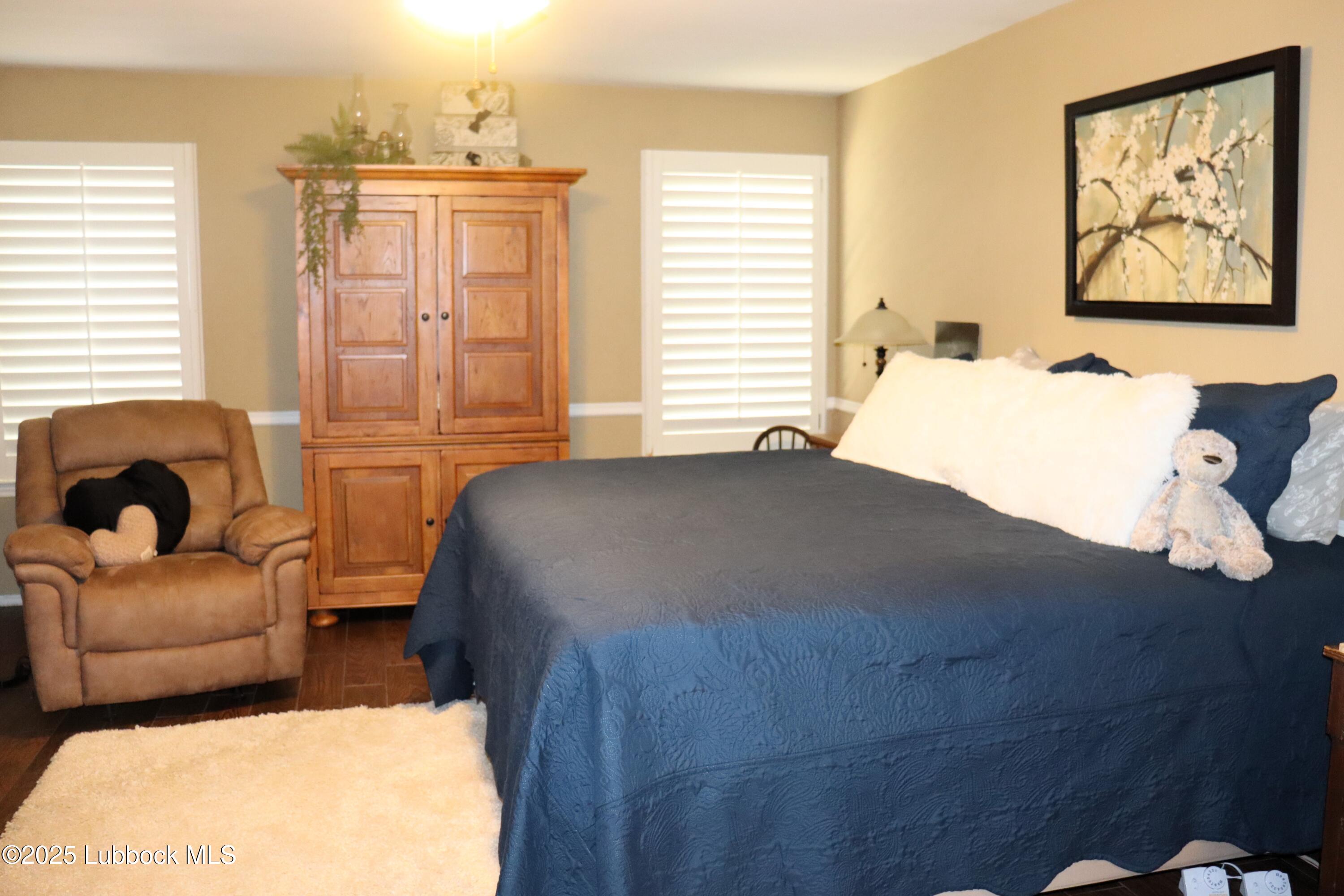 3014 Edgemere Drive, Unit 3 Plainview, TX 79072 - Photo 6 of 27 Primary Bedroom2
