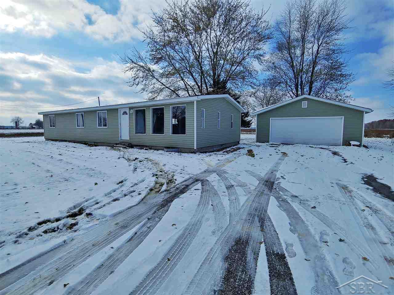 4750 South Raucholz Road Hemlock, MI 48626 - Photo 1 of 19 50000338.JPG