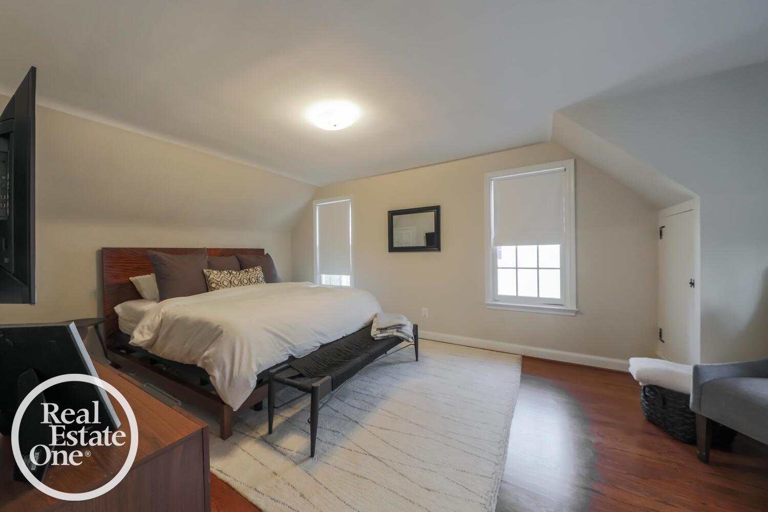 100 Mapleton Road Grosse Pointe Farms, MI 48236 - Photo 15 of 25