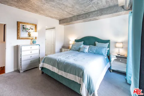 $1,199,000 | 1155 North La Cienega Boulevard, Unit 814, West Hollywood, CA 90069