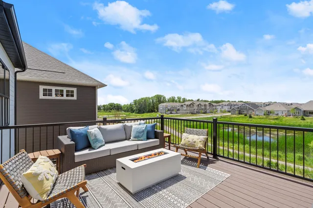 $799,990 | 6625 Wolfberry Curve, Minnetrista, MN 55331