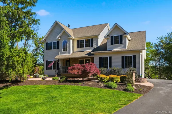 $799,900 | 161 West Street, Warwick, NY 10990