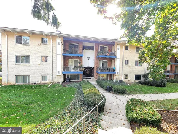 $155,000 | 11402 Cherry Hill Road, Unit 104, Beltsville, MD 20705