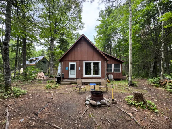 $159,000 | 6 Maple Drive, Abbot, ME 04406