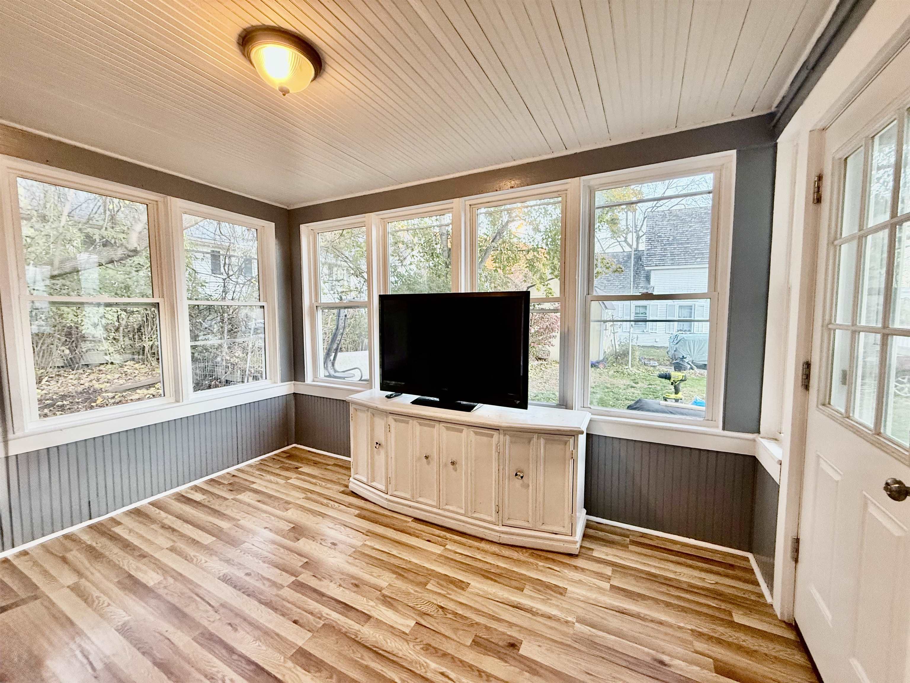 9 Center Street Walpole, NH 03609 - Photo 5 of 24