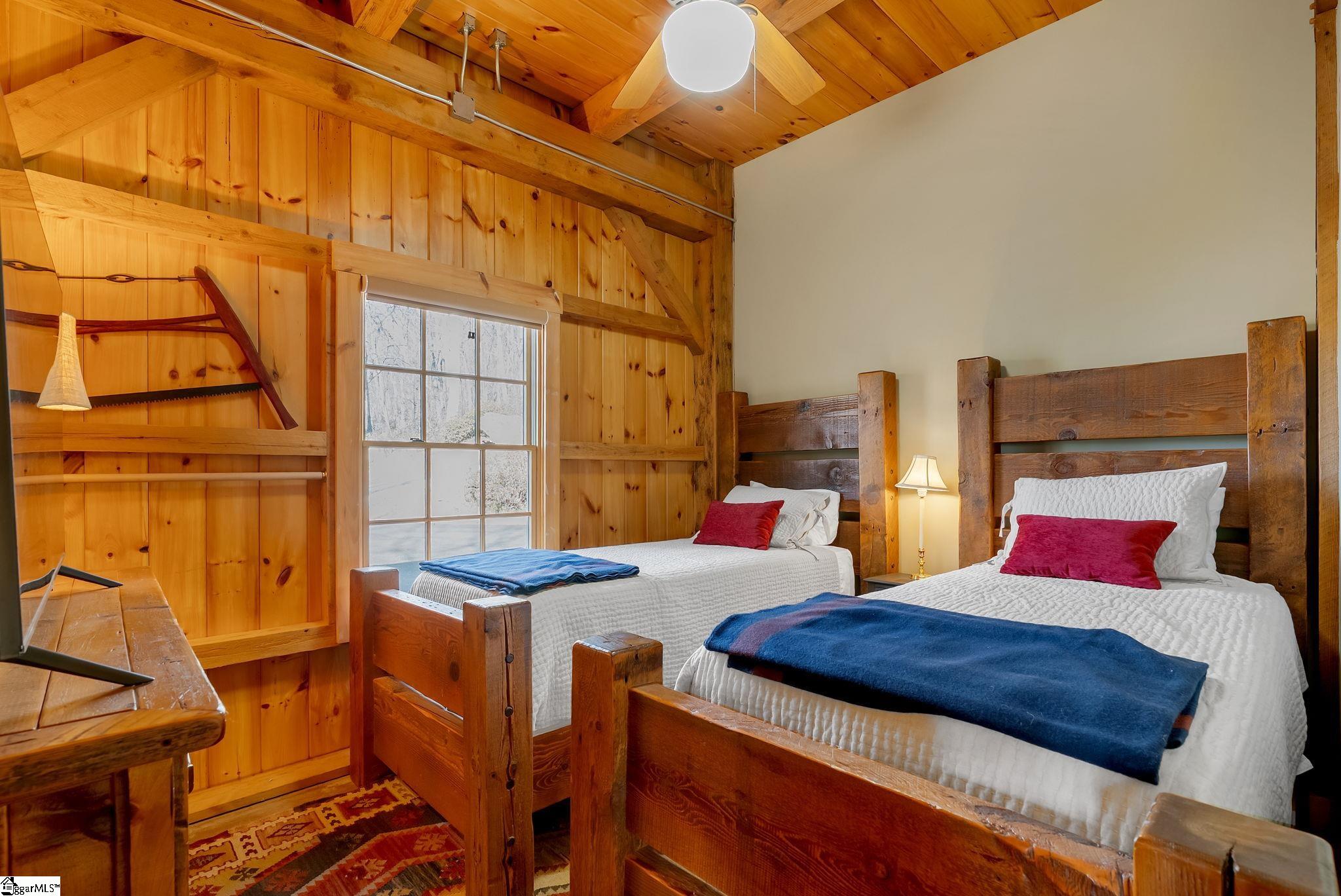 201 Plumley Summit Road Landrum, SC 29356 - Photo 7 of 34