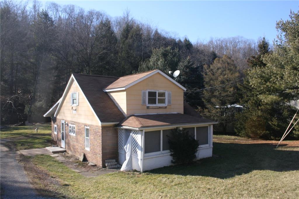 1353 Lardintown Road Tarentum, PA 15084 - Photo 13 of 16