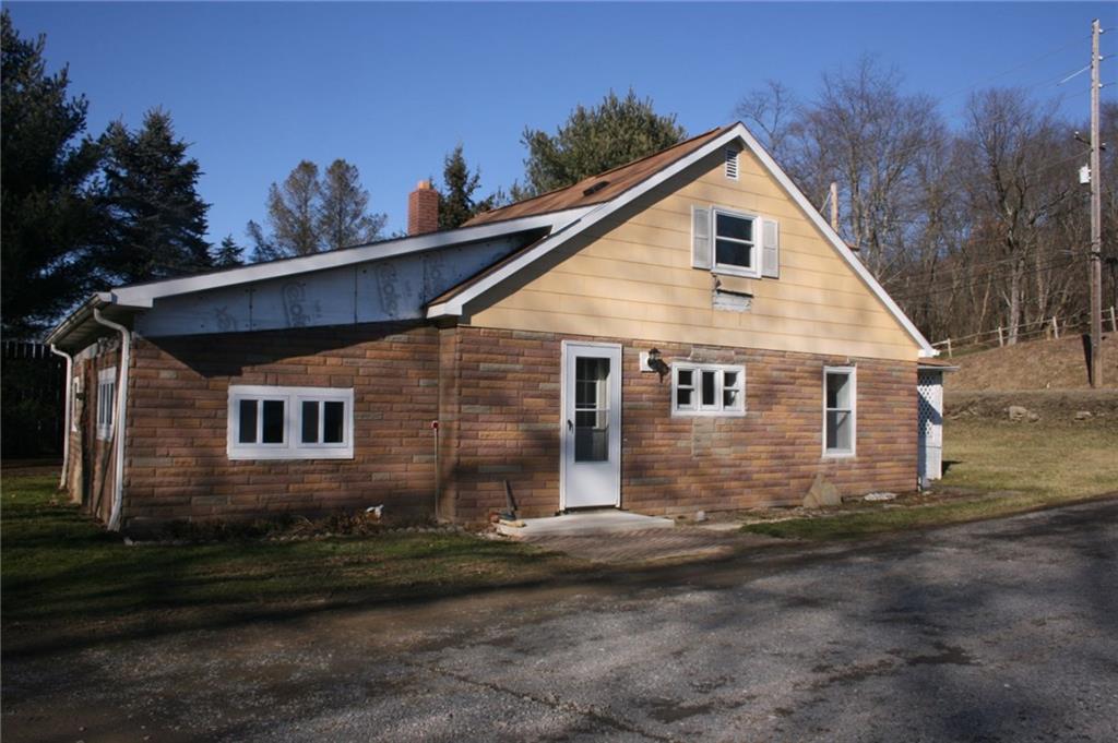 1353 Lardintown Road Tarentum, PA 15084 - Photo 14 of 16