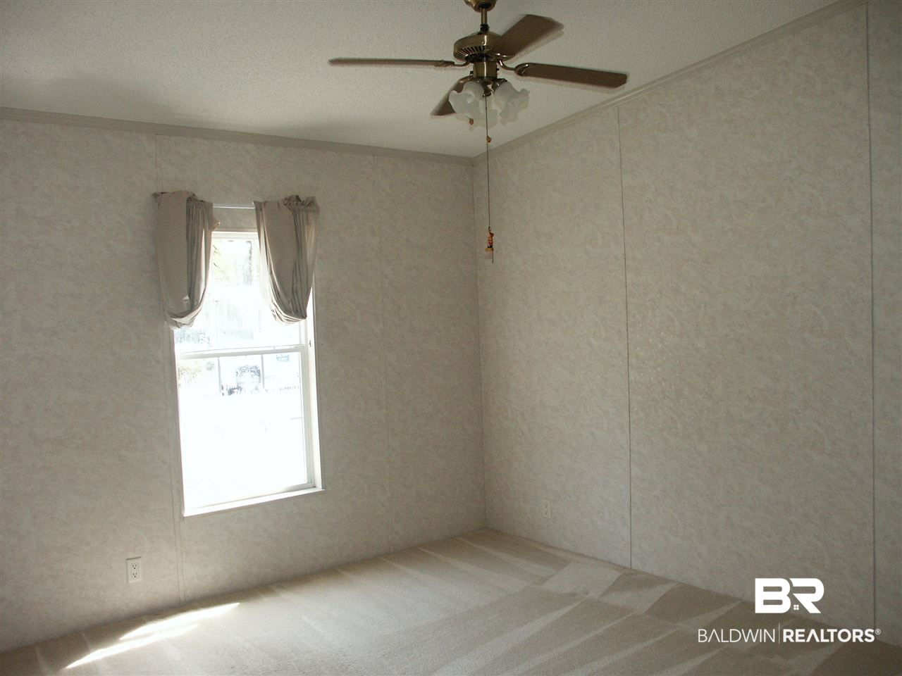 1762 Cristo Loop Lillian, AL 36549 - Photo 12 of 24 3rd Guest Bedroom