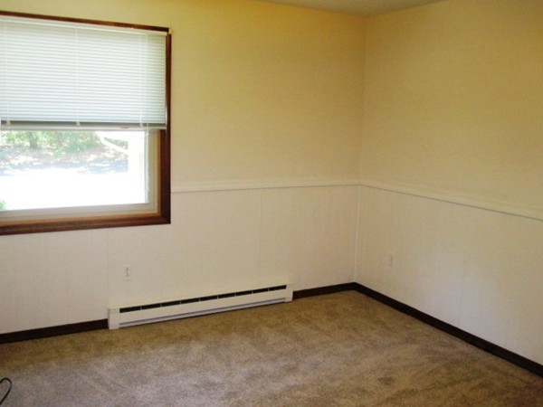 294 Southampton Road Westhampton, MA 01027 - Photo 20 of 26 an empty room with a window