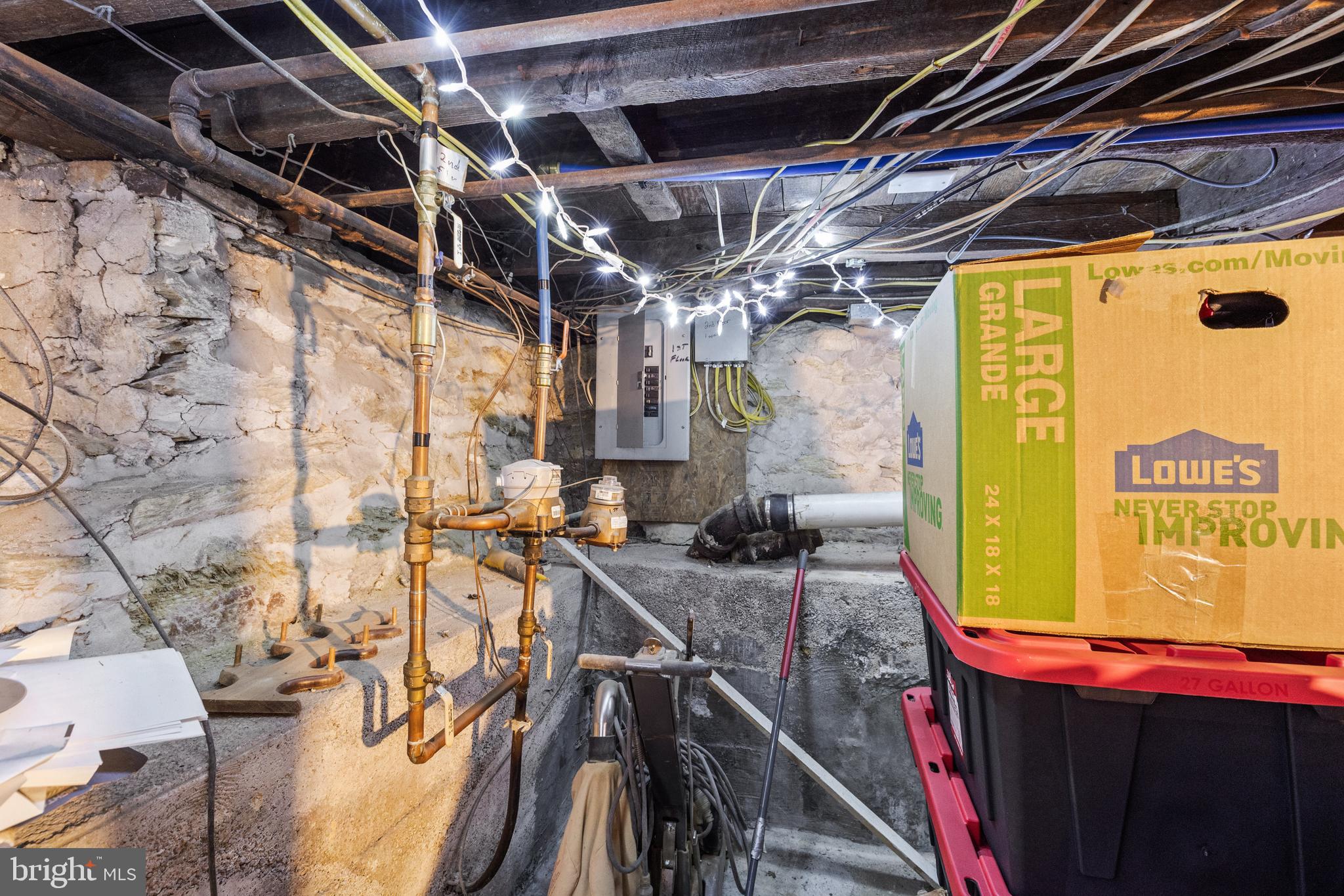 402 Broadway Hanover, PA 17331 - Photo 20 of 36