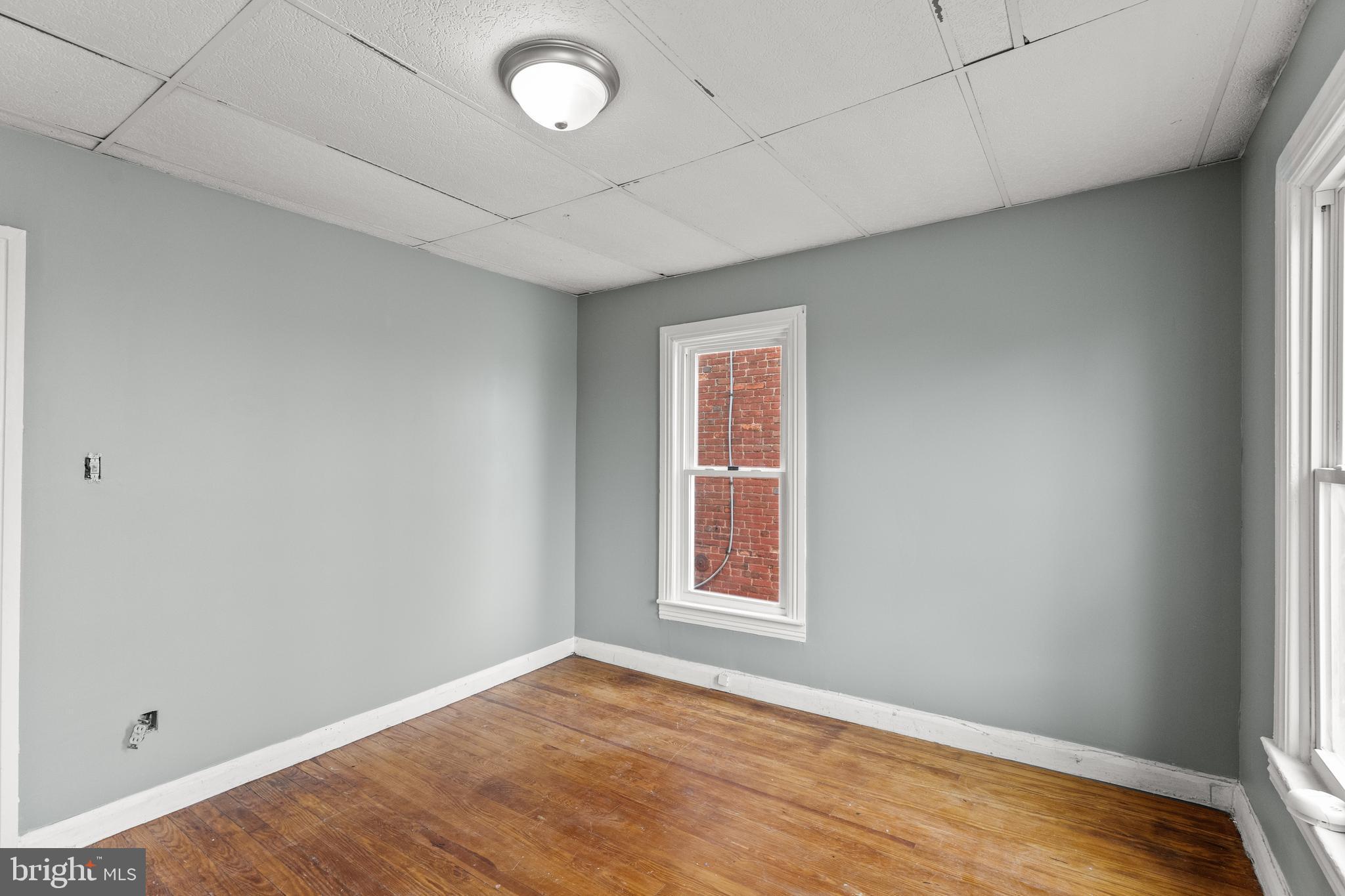 402 Broadway Hanover, PA 17331 - Photo 25 of 36