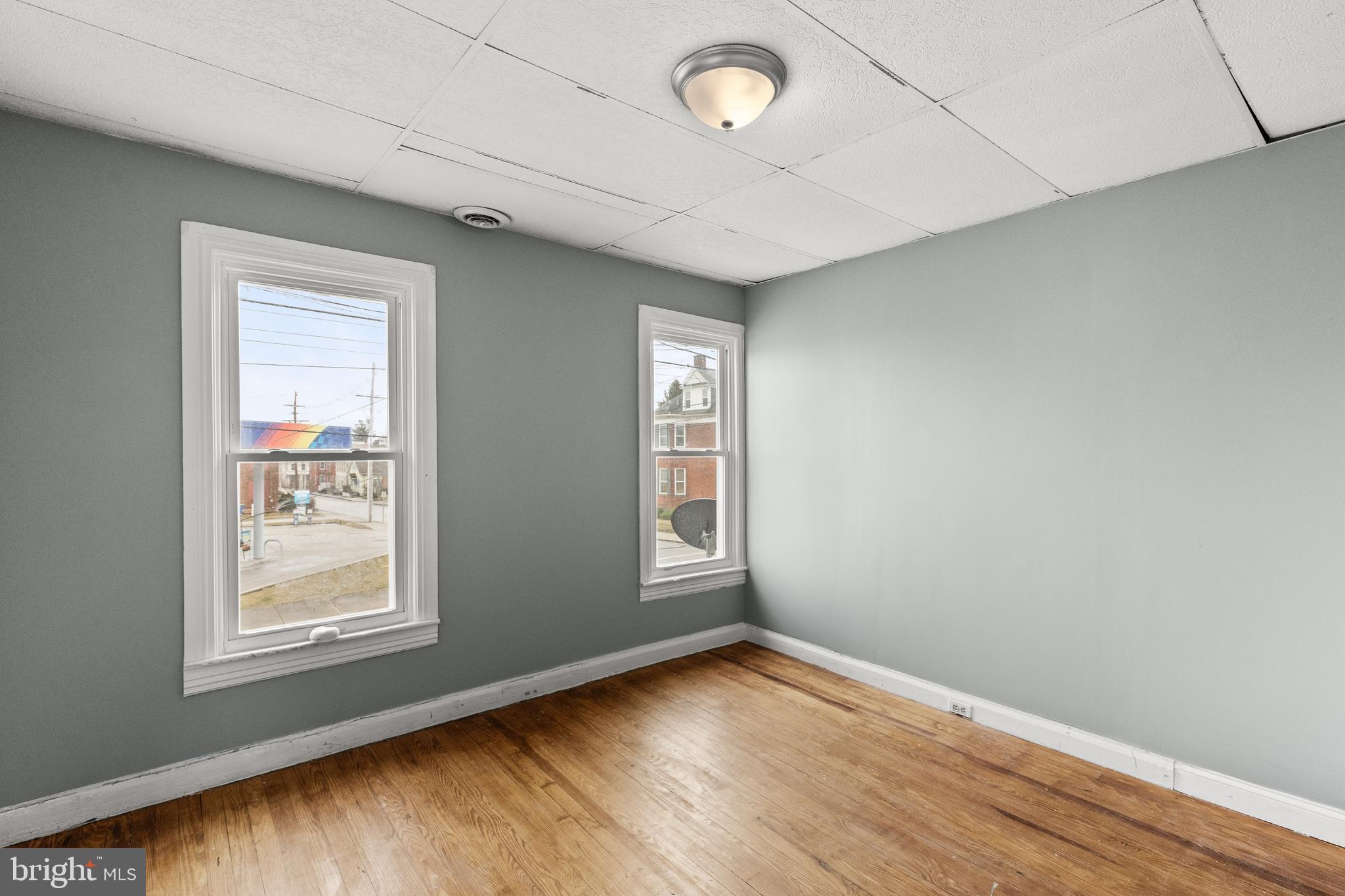 402 Broadway Hanover, PA 17331 - Photo 26 of 36