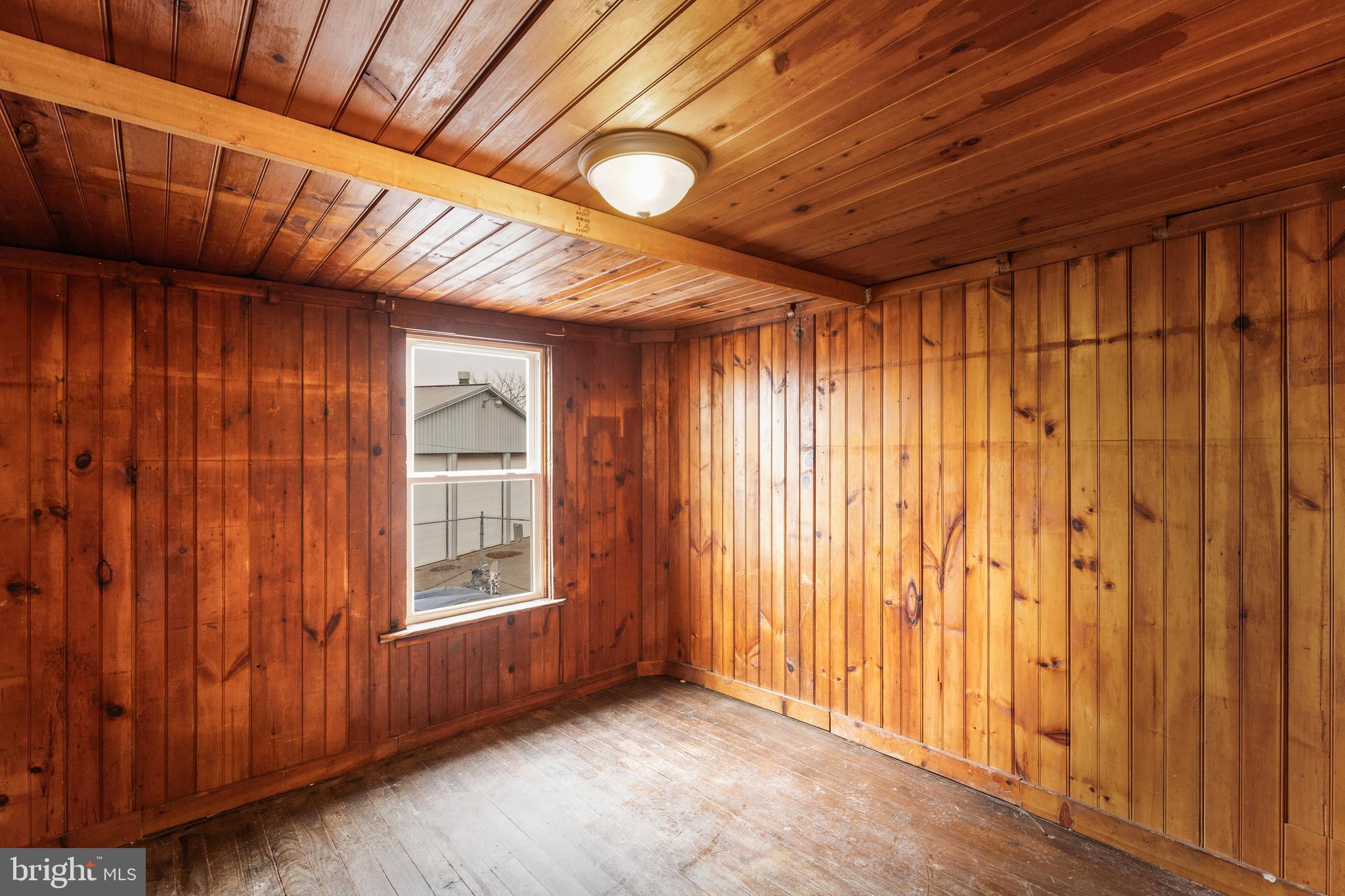 402 Broadway Hanover, PA 17331 - Photo 27 of 36