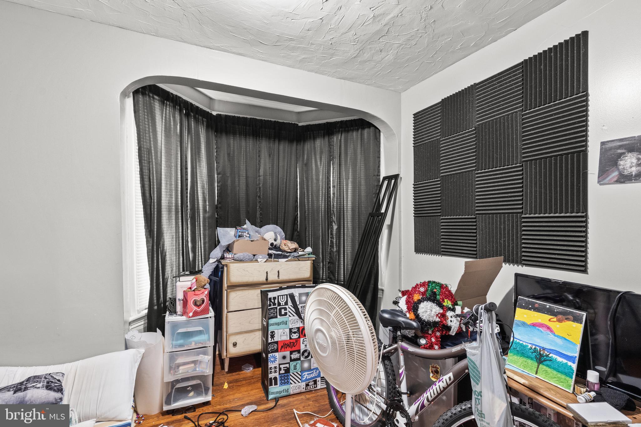 402 Broadway Hanover, PA 17331 - Photo 7 of 36