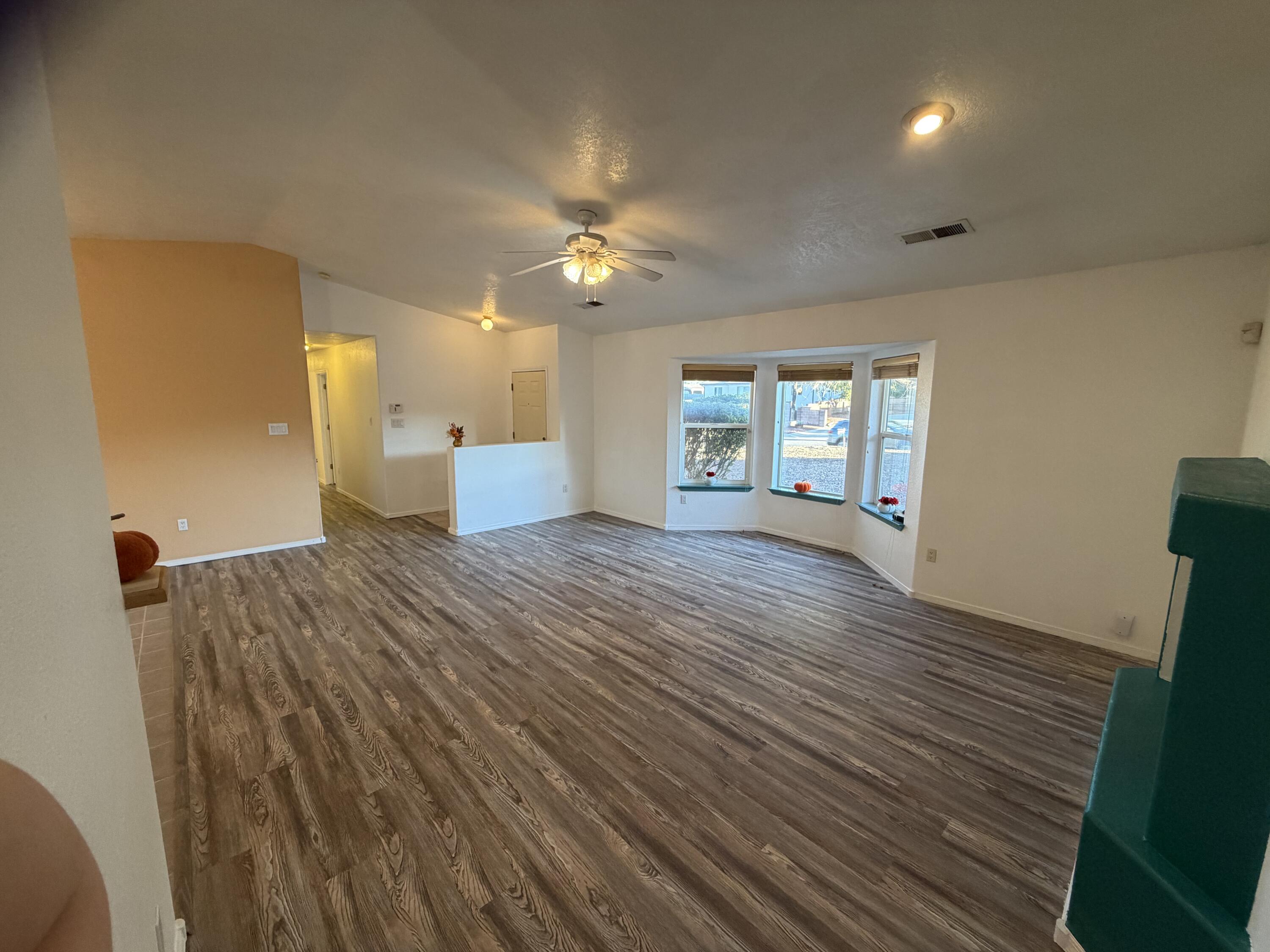 3325 21st Avenue Southeast Rio Rancho, NM 87124 - Photo 8 of 31 Gallery Image 8