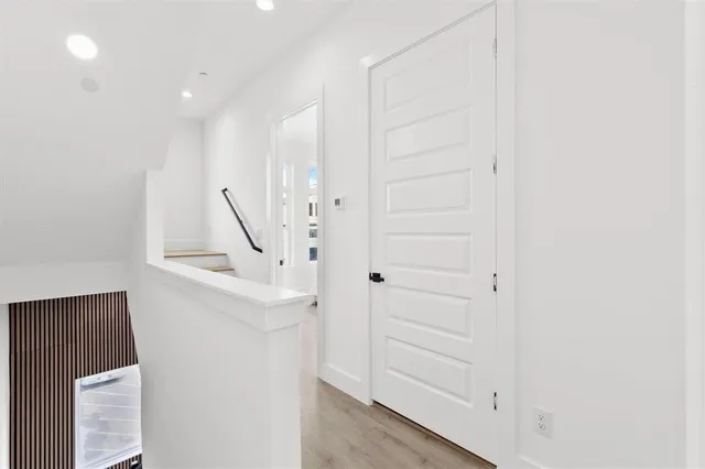 $3,350 | 727 West 10th Street, Unit 103, Dallas, TX 75208