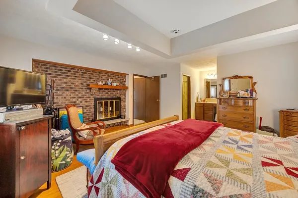 $399,900 | 26194 East Rolling Drive, West Harrison, IN 47060