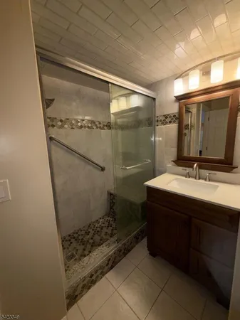 $2,500 | 4201 Cleveland Lane, Rockaway, NJ 07866