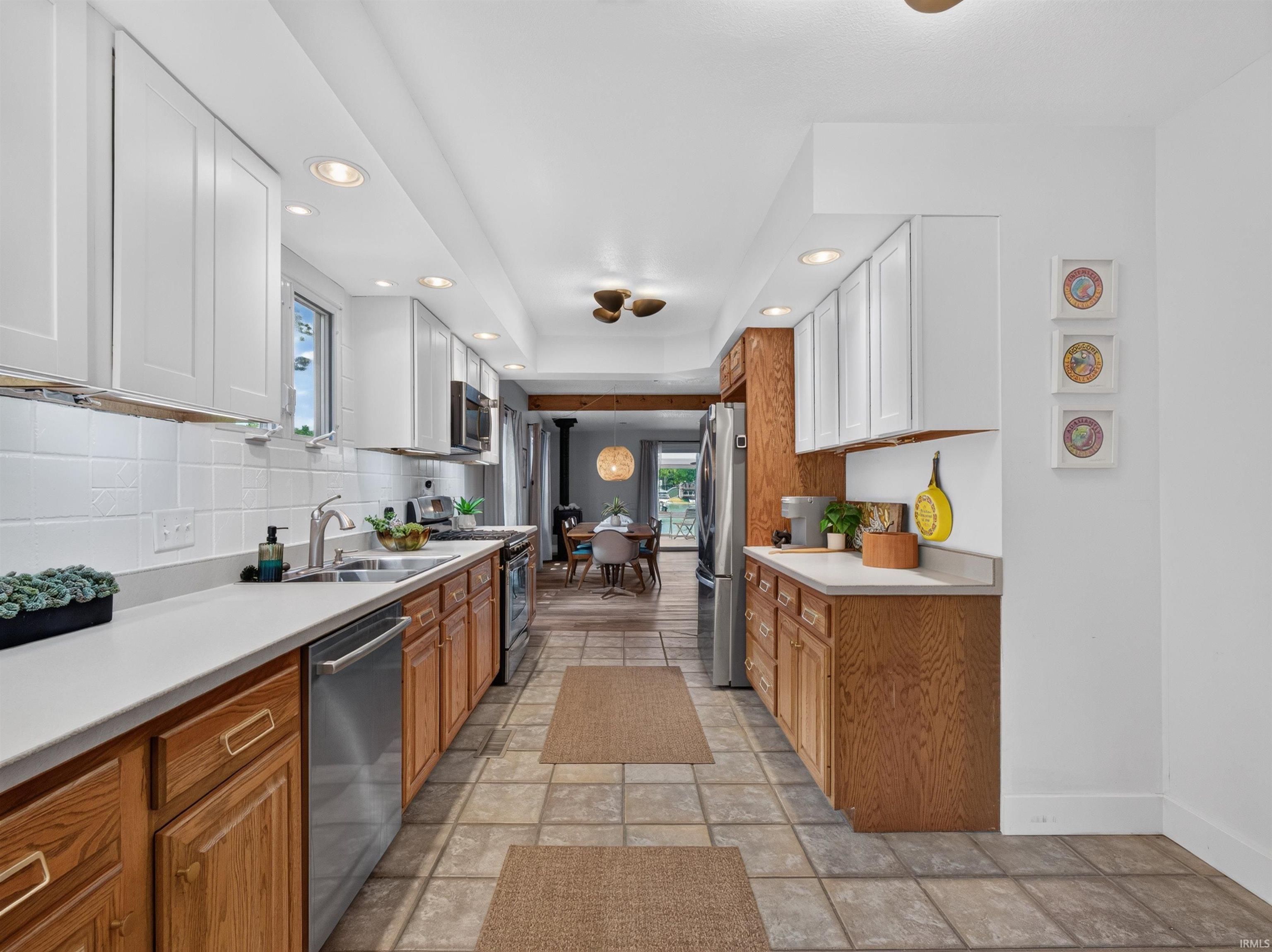 824 Lakeside Circle Rome City, IN 46784 - Photo 7 of 50