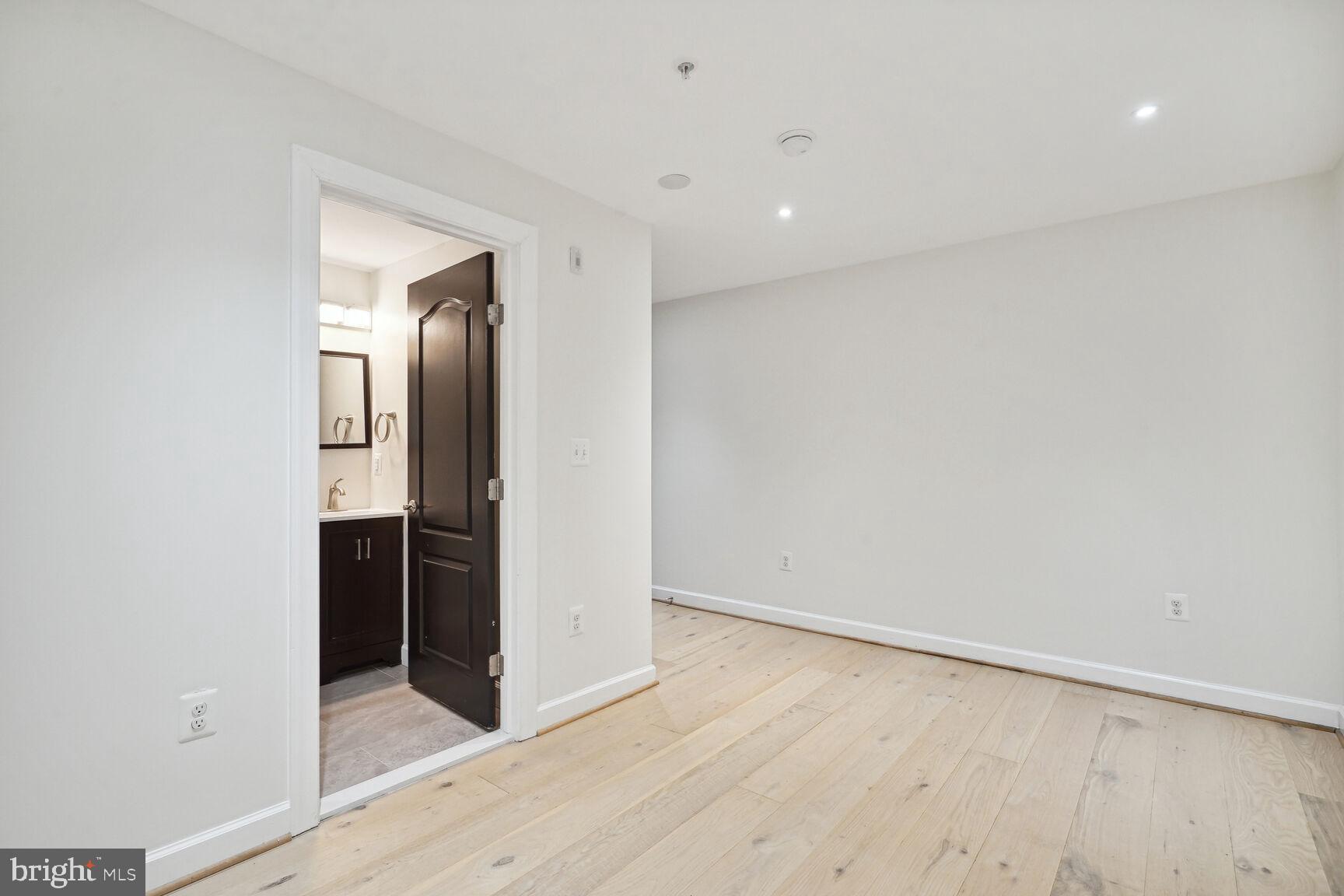 1829 13th Street Northwest, Unit B3 Washington, DC 20009 - Photo 39 of 44