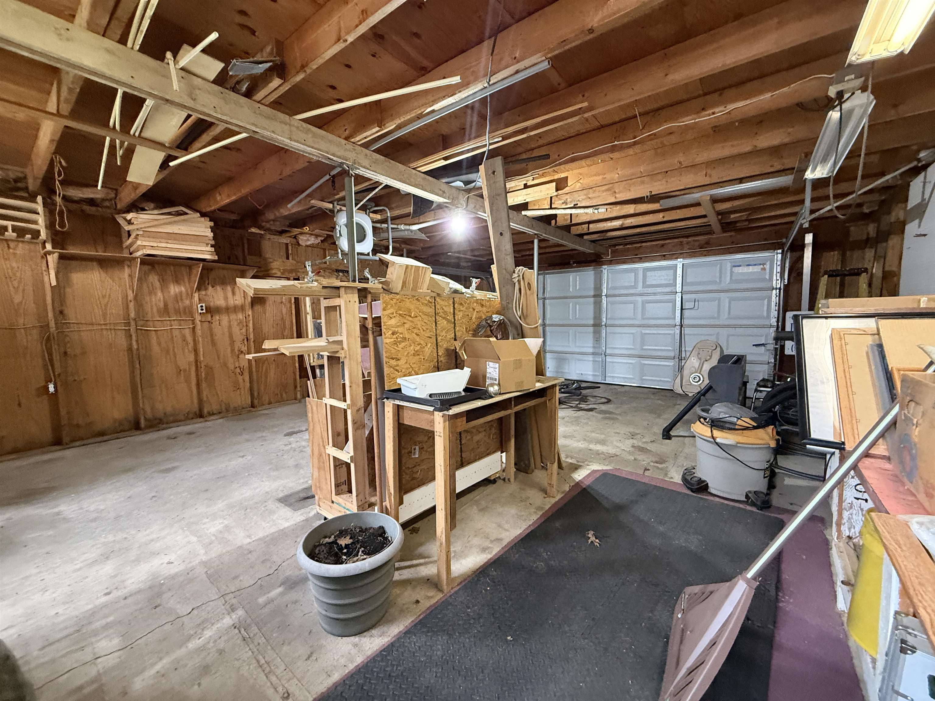 3216 Elnor Drive Gladwin, MI 48624 - Photo 38 of 48