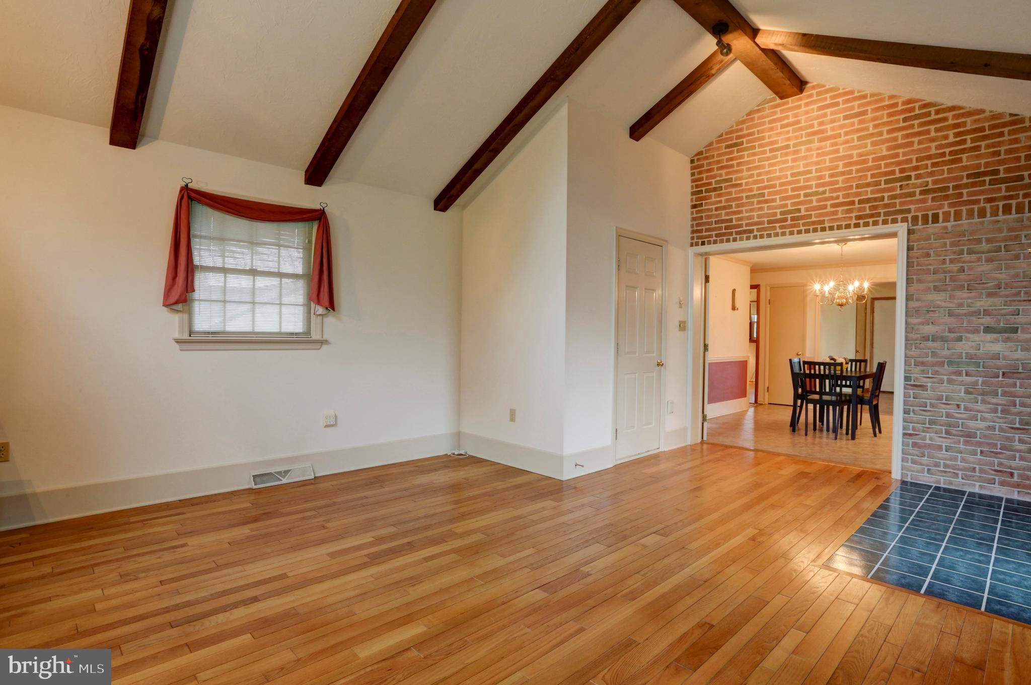 10 Snyder Hill Road Lititz, PA 17543 - Photo 24 of 38 The permanence of Brick Accent melds seamlessly
