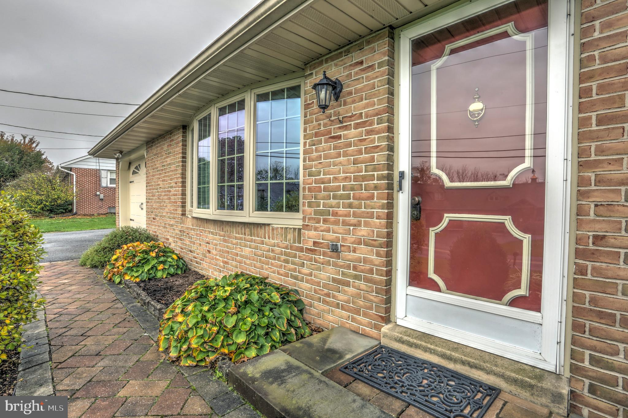 10 Snyder Hill Road Lititz, PA 17543 - Photo 5 of 38 Glistening New windows and solid