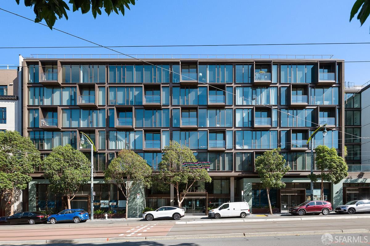 2177 3rd Street, Unit 609 San Francisco, CA 94107 - Photo 32 of 32 a view of a building and a street view