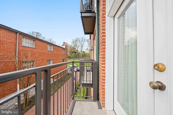 $2,900 | 35 East All Saints Street, Unit 201, Frederick, MD 21701