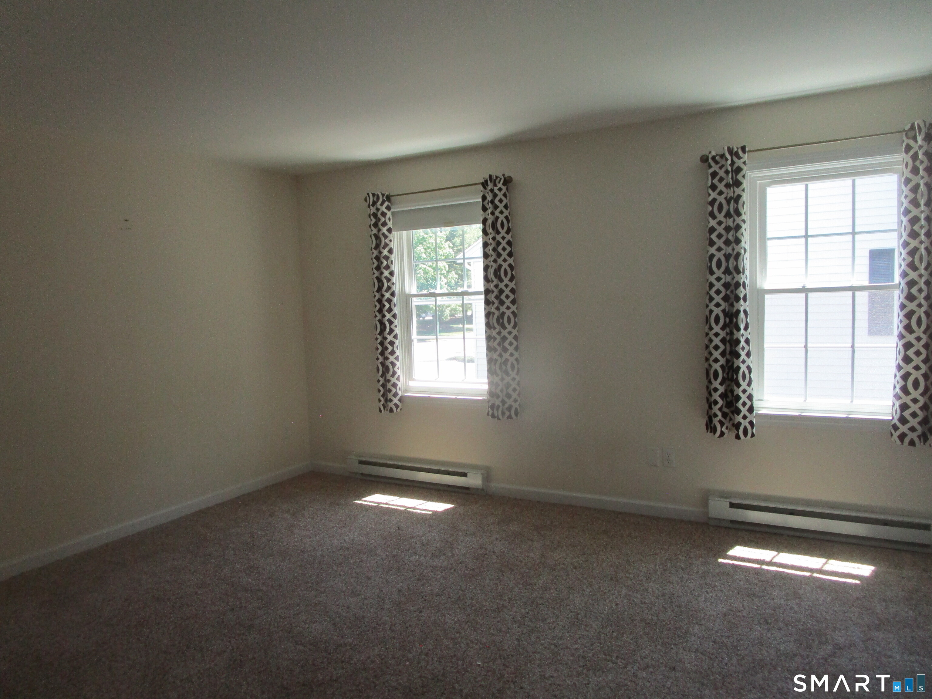 4 Founders Village, Unit 4 Clinton, CT 06413 - Photo 4 of 8