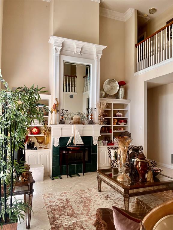 341 Rolling Oaks Ridge Cedar Hill, TX 75104 - Photo 12 of 27 towering Fireplace