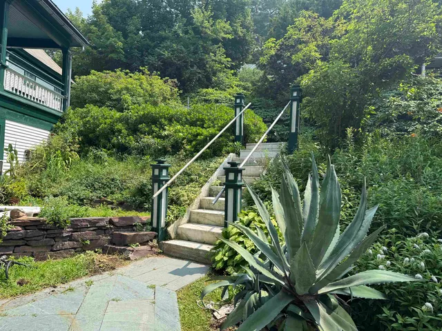 $559,900 | 27 Inn Road, Unit 3, Charlotte, VT 05445