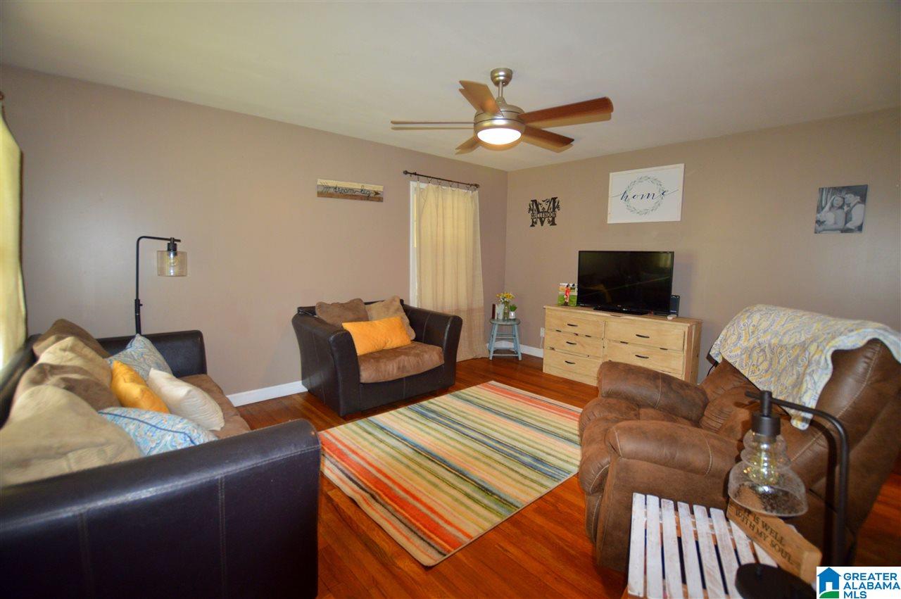 2015 Larry Avenue Southwest Cullman, AL 35055 - Photo 3 of 13